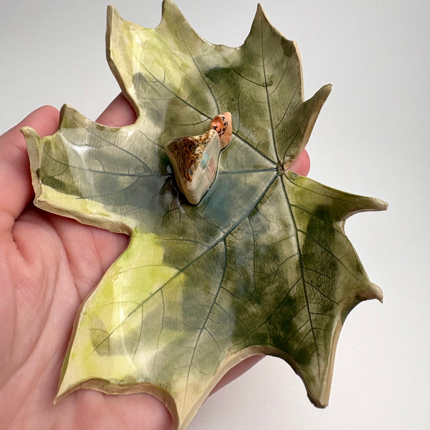 Handmade Ceramic Maple Leaf Dish with Mini House & Cat — Nature-Inspired Trinket Plate