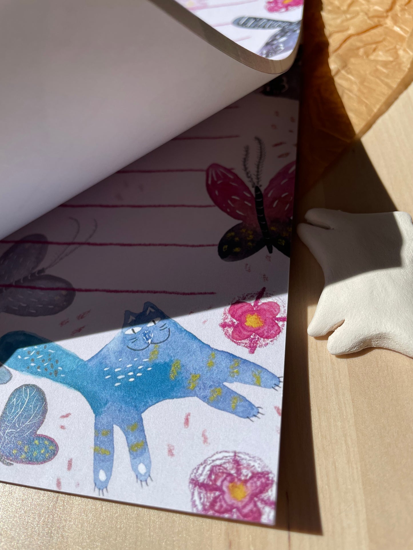 Notepad:  Cats and butterflies