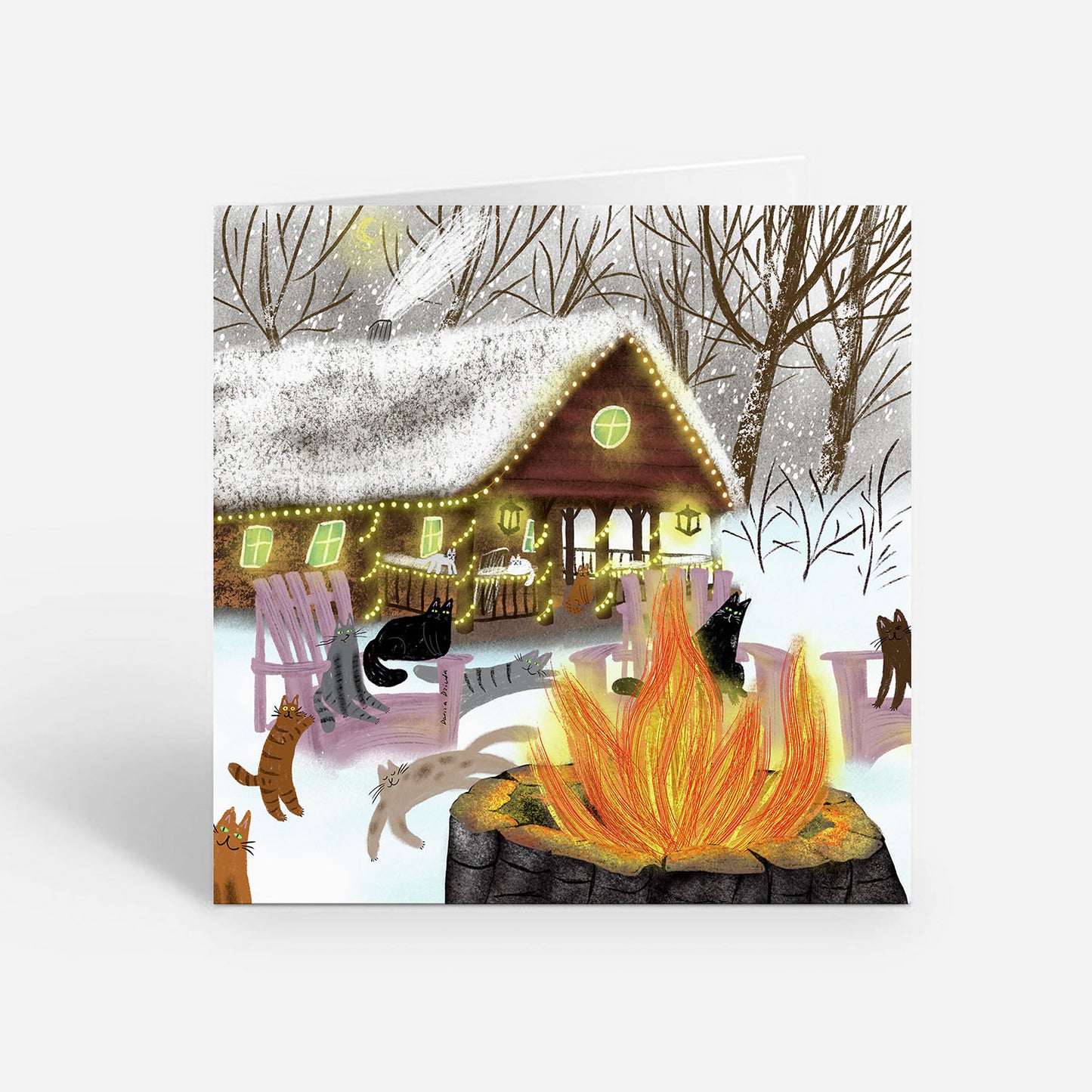 Carte de vœux pour chat de chalet d'hiver douillet (5"x5") avec enveloppe - Chats charmants autour du feu, intérieur vierge pour votre message festif