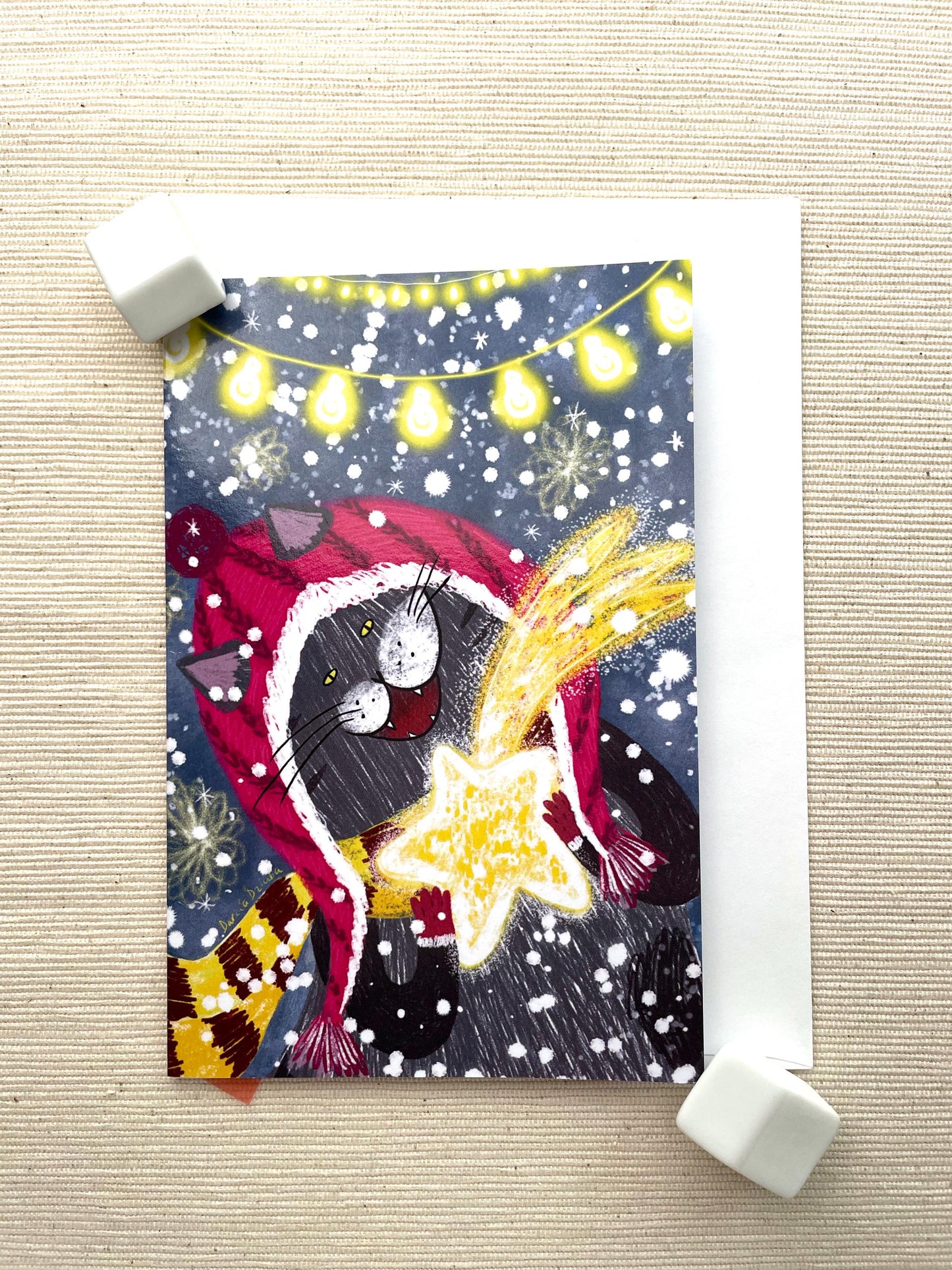 Carte de vœux festive avec chat noir et étoile filante (4"x6") avec enveloppe - Scène d'hiver douillette, intérieur vierge pour les vœux de vacances