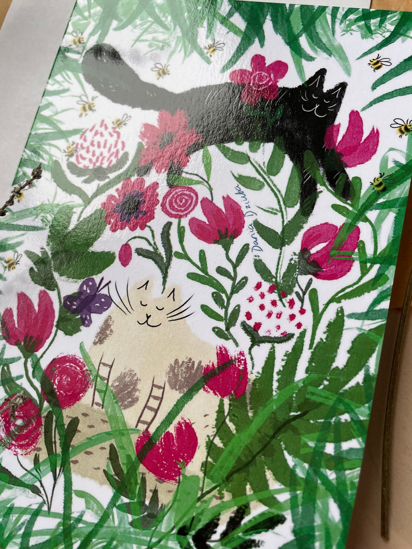 Carte de vœux verticale : Jardin de chats fantaisistes