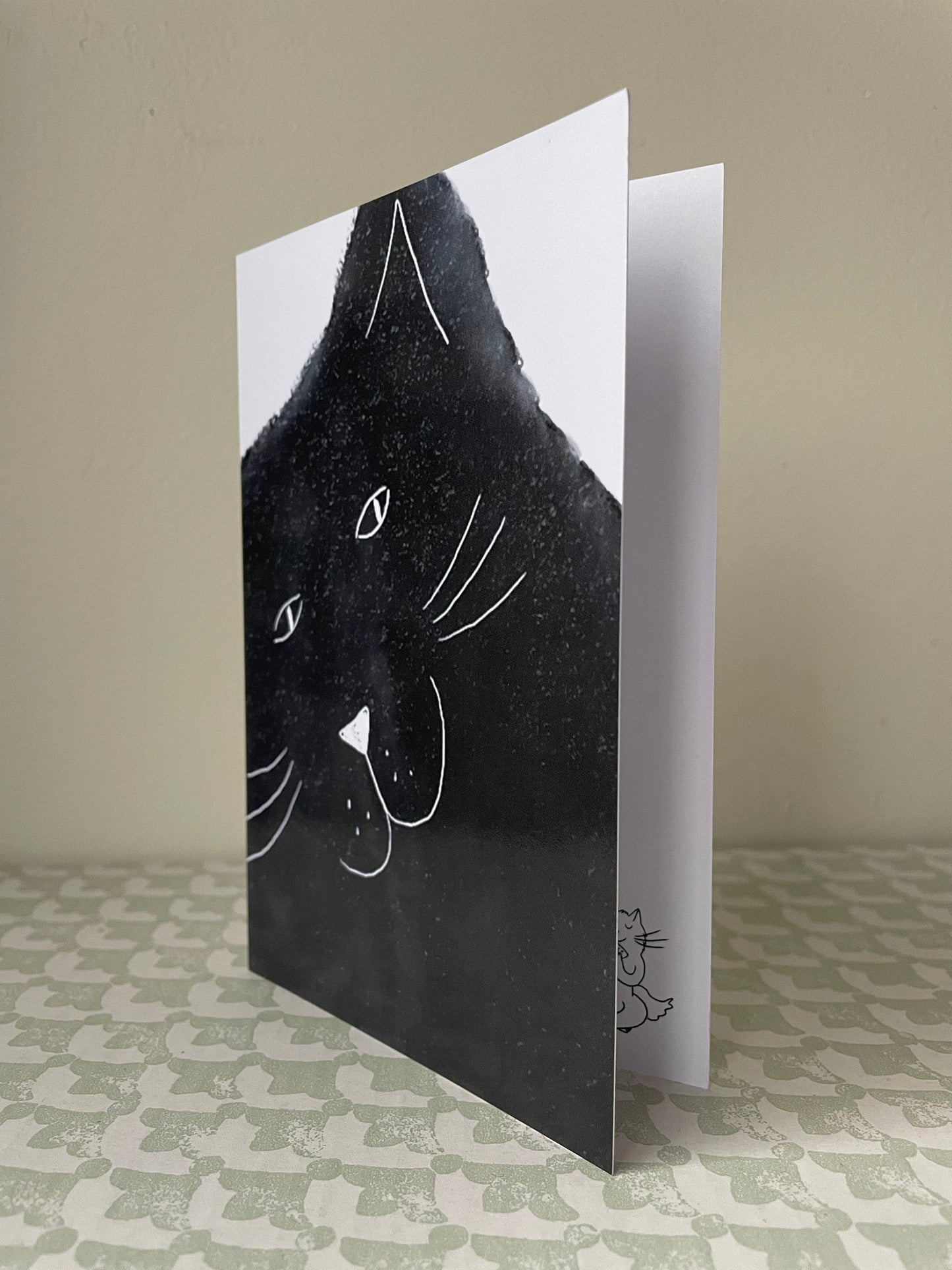 Carte verticale portrait de chat noir: Carte de vœux pliante