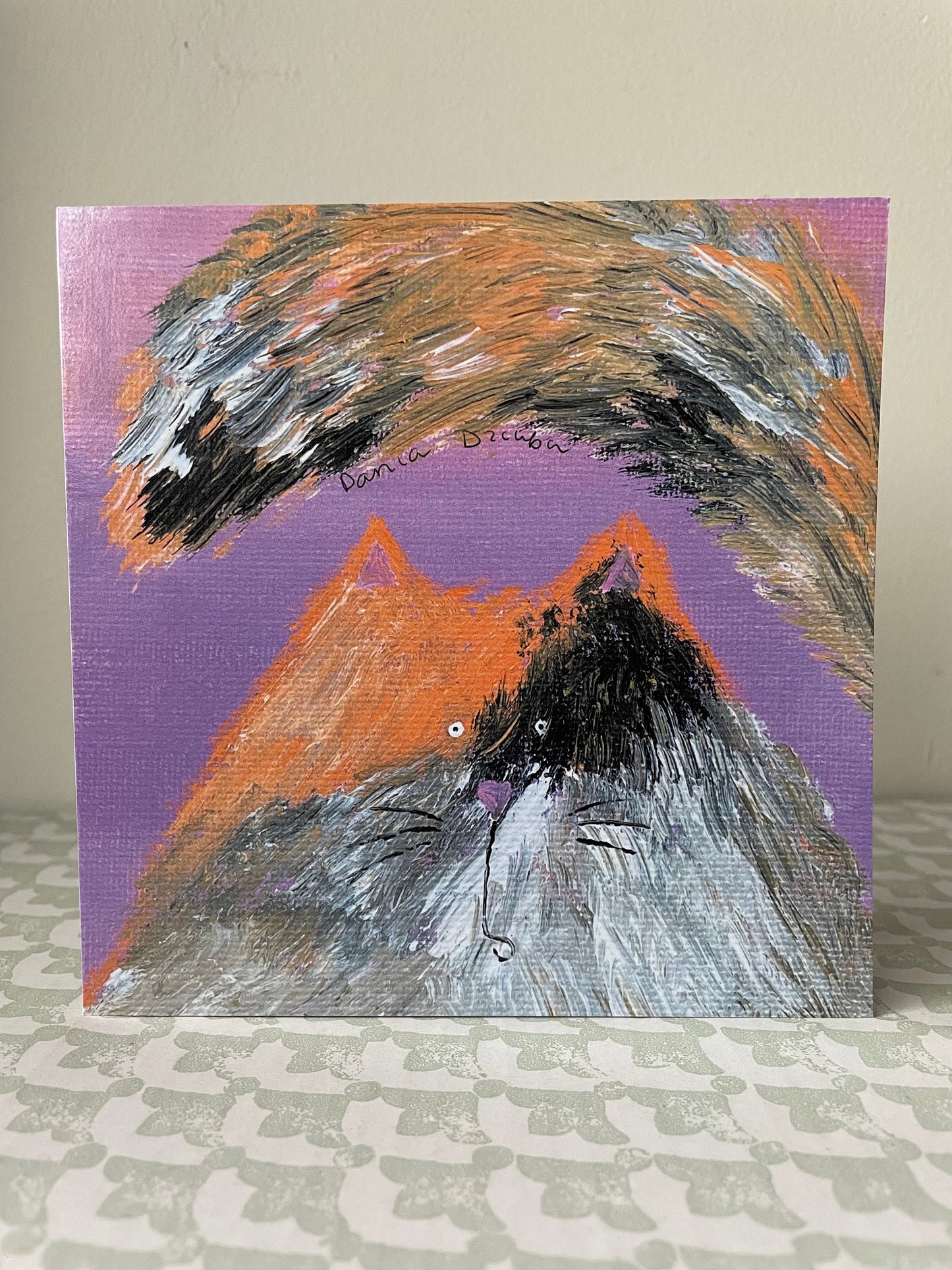 Surprised kitty: Greeting card