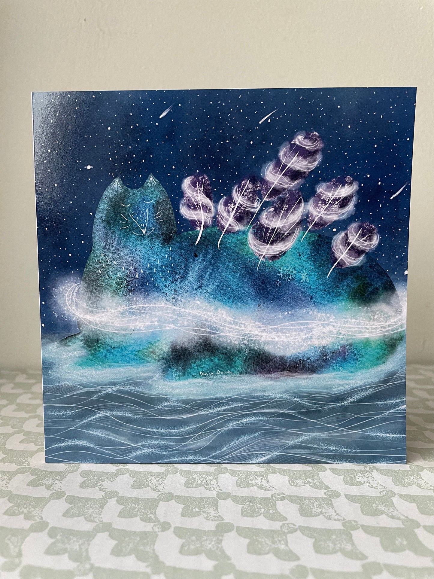Square Greeting card: Dreaming kitty/ Cat rock
