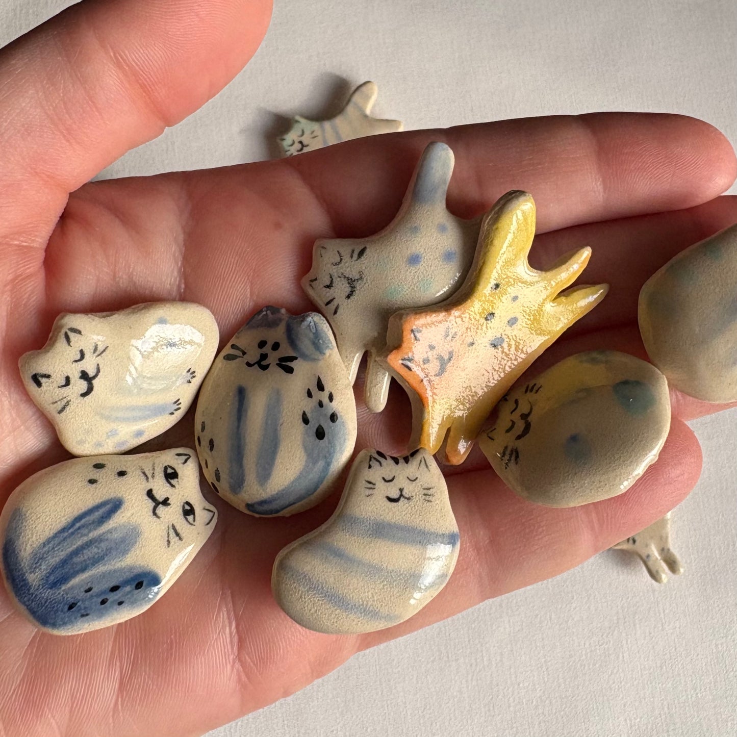 Tiny Cat-Shaped Ceramic Magnets: Bright and Assorted