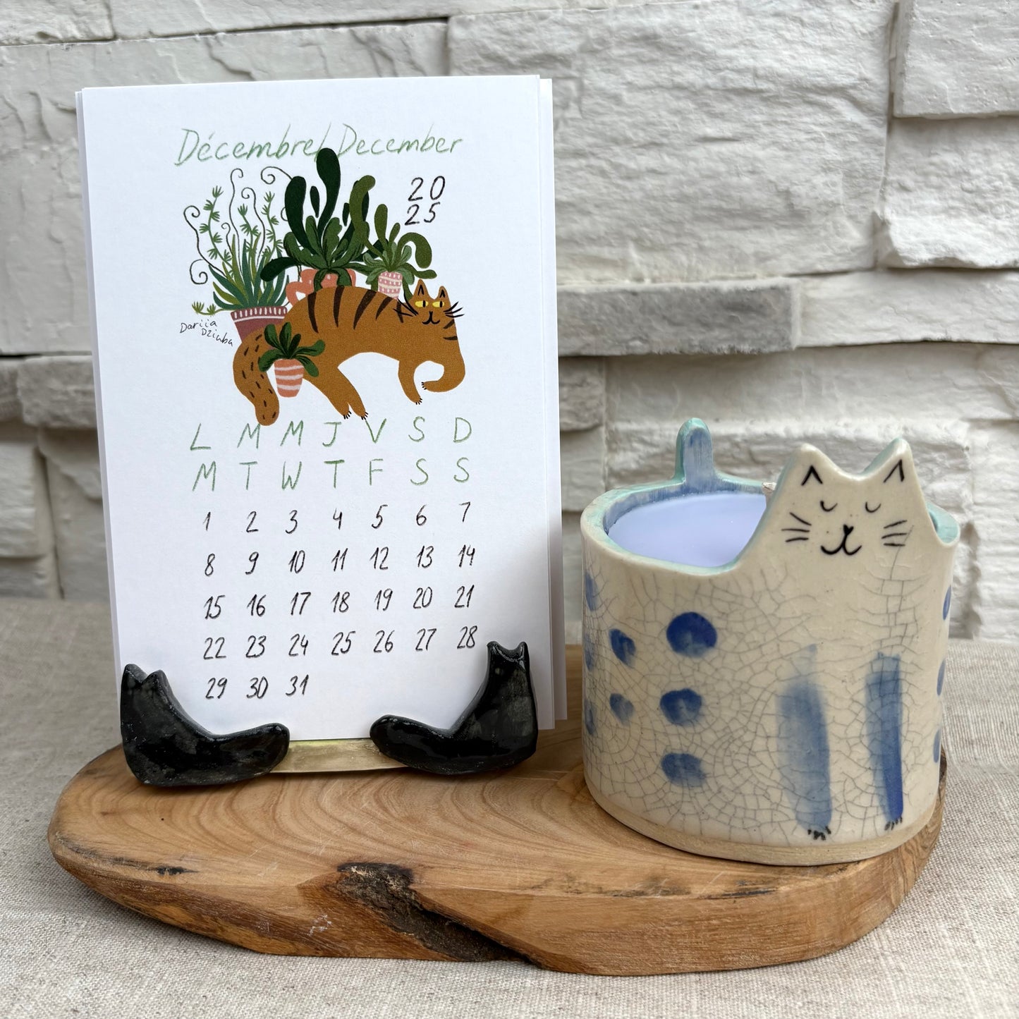 Crackled Handpoured Cat-Shaped Soy Candle/ Reusable Cat Themed Candle Holder/ Lavender and Vanilla Candles/ Christmas Gift for Cat Lovers