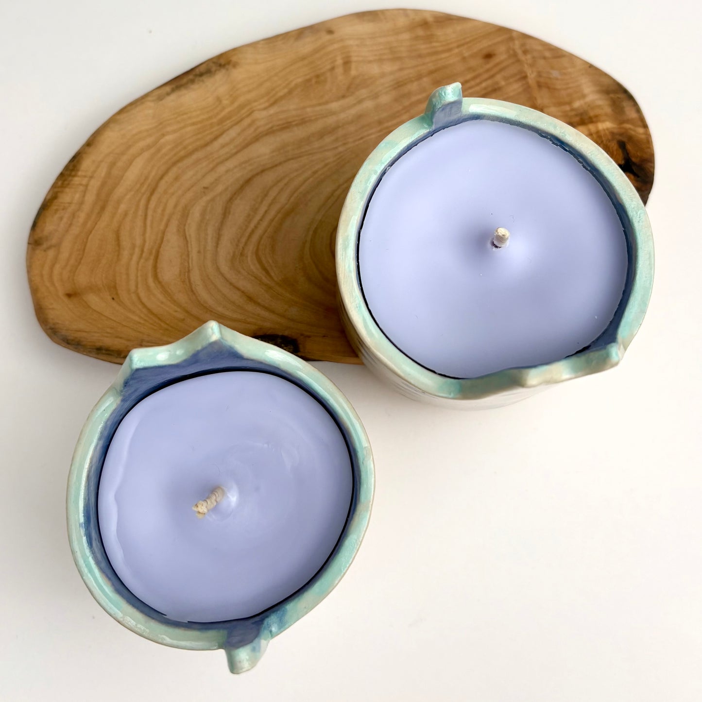 Crackled Handpoured Cat-Shaped Soy Candle/ Reusable Cat Themed Candle Holder/ Lavender and Vanilla Candles/ Christmas Gift for Cat Lovers