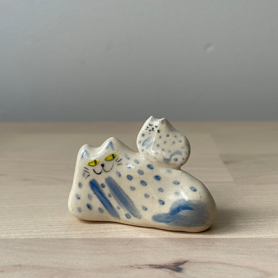 Deux minous : Figurine de chat en céramique faite à la main