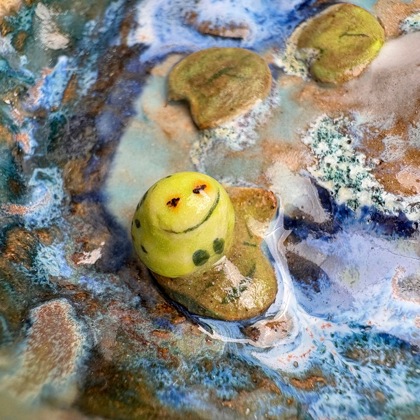 Bol en céramique fait main représentant un chat sirène féerique