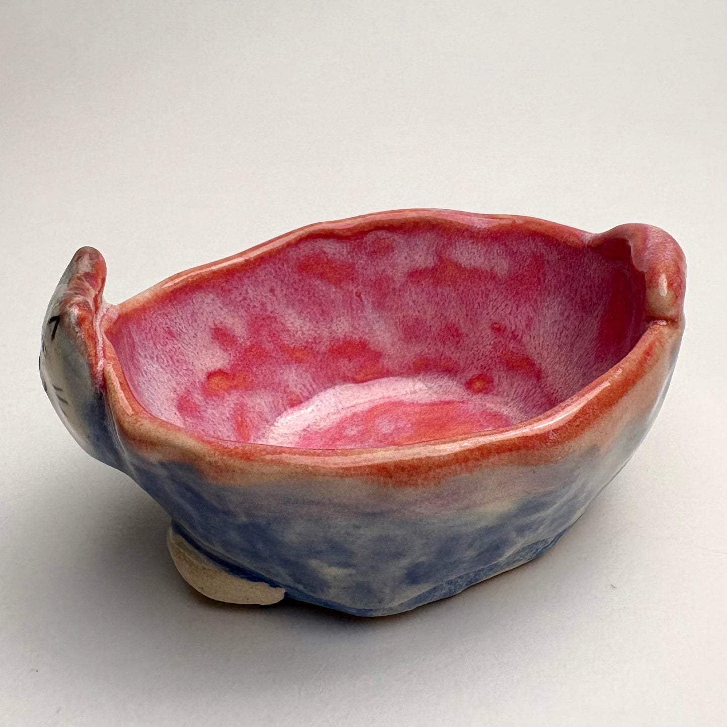 Handmade Cat Dish – Small Ceramic Bowl for Rings, Sauce, Olives, Tiny Snacks – White Clay Cat Pottery Gift