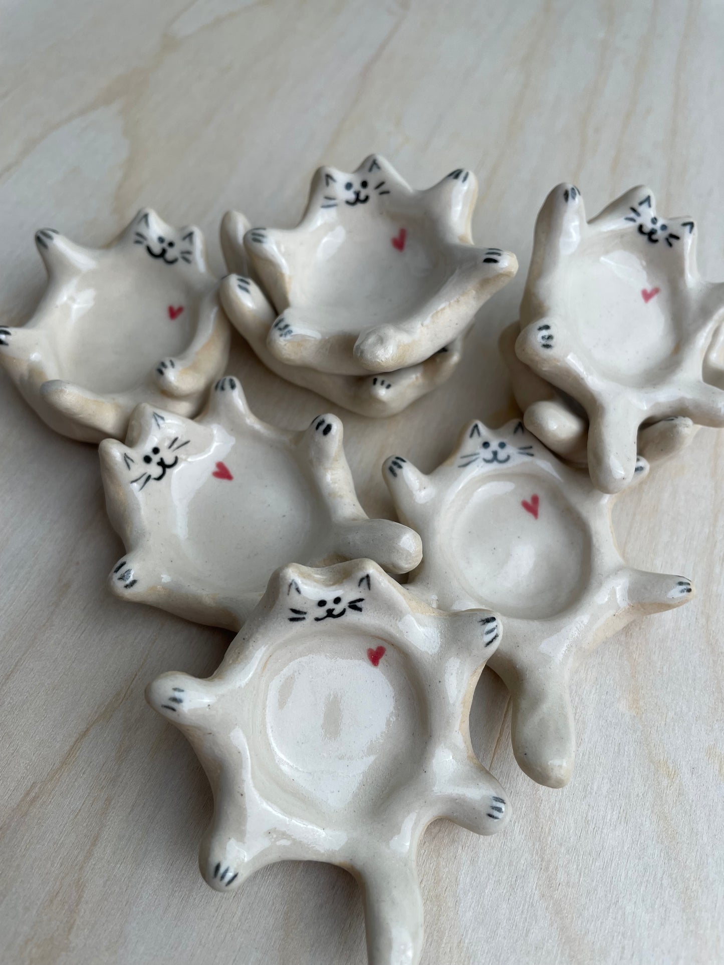 Ceramic trinket/ ring dish: Whimsical cute cats