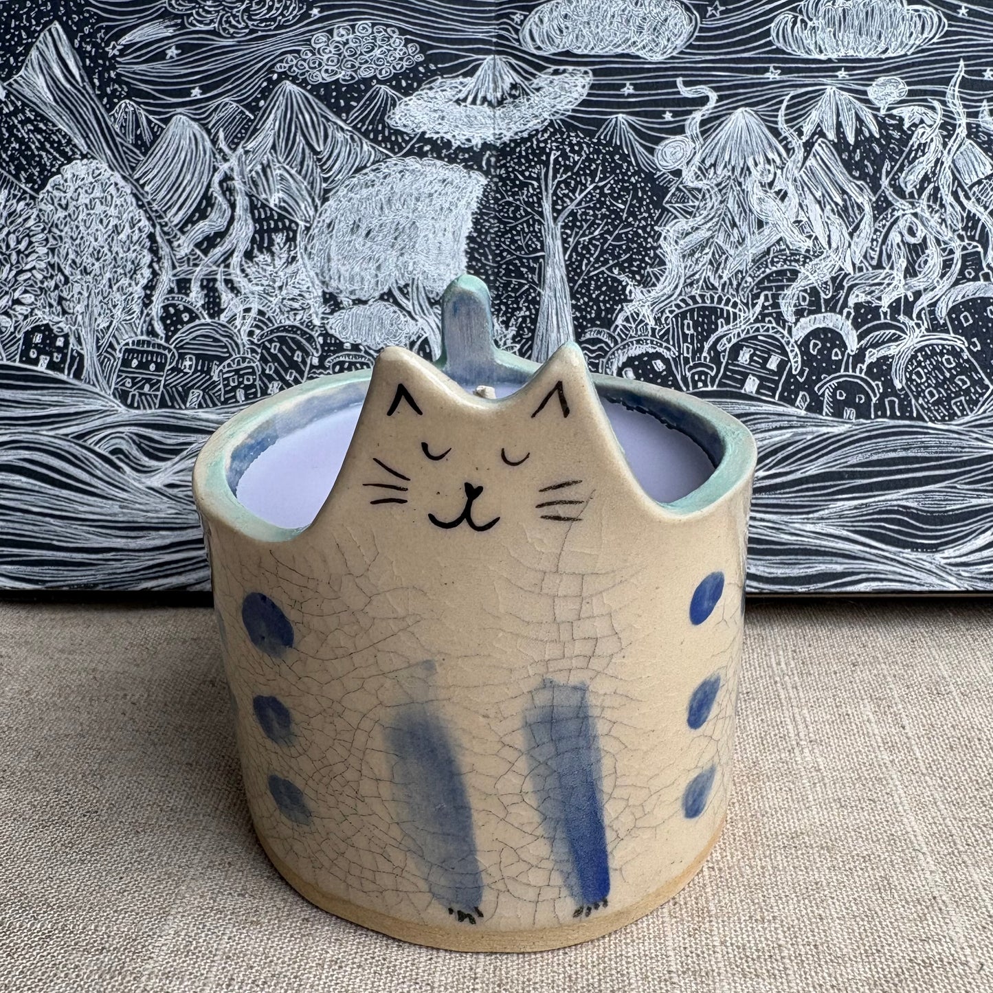 Crackled Handpoured Cat-Shaped Soy Candle/ Reusable Cat Themed Candle Holder/ Lavender and Vanilla Candles/ Christmas Gift for Cat Lovers