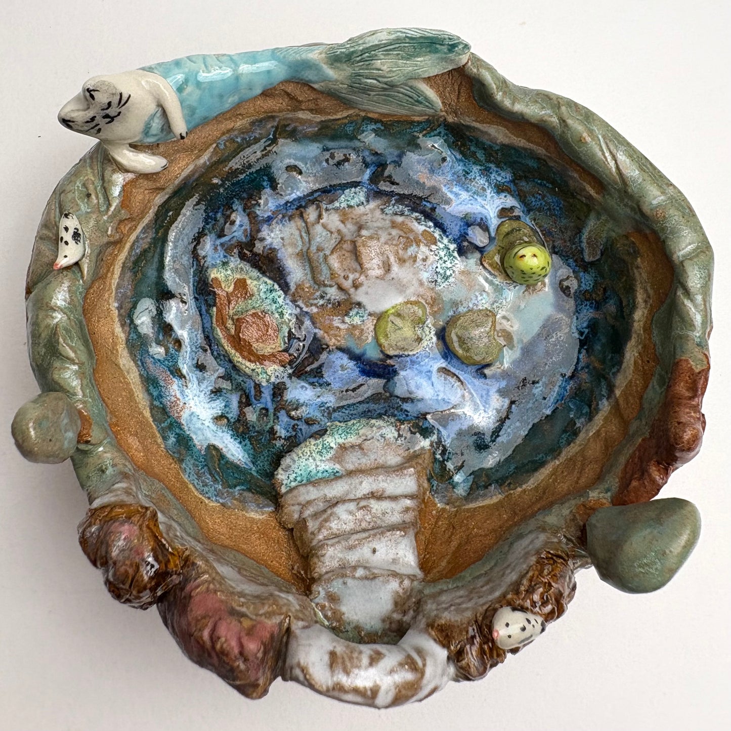 Bol en céramique fait main représentant un chat sirène féerique