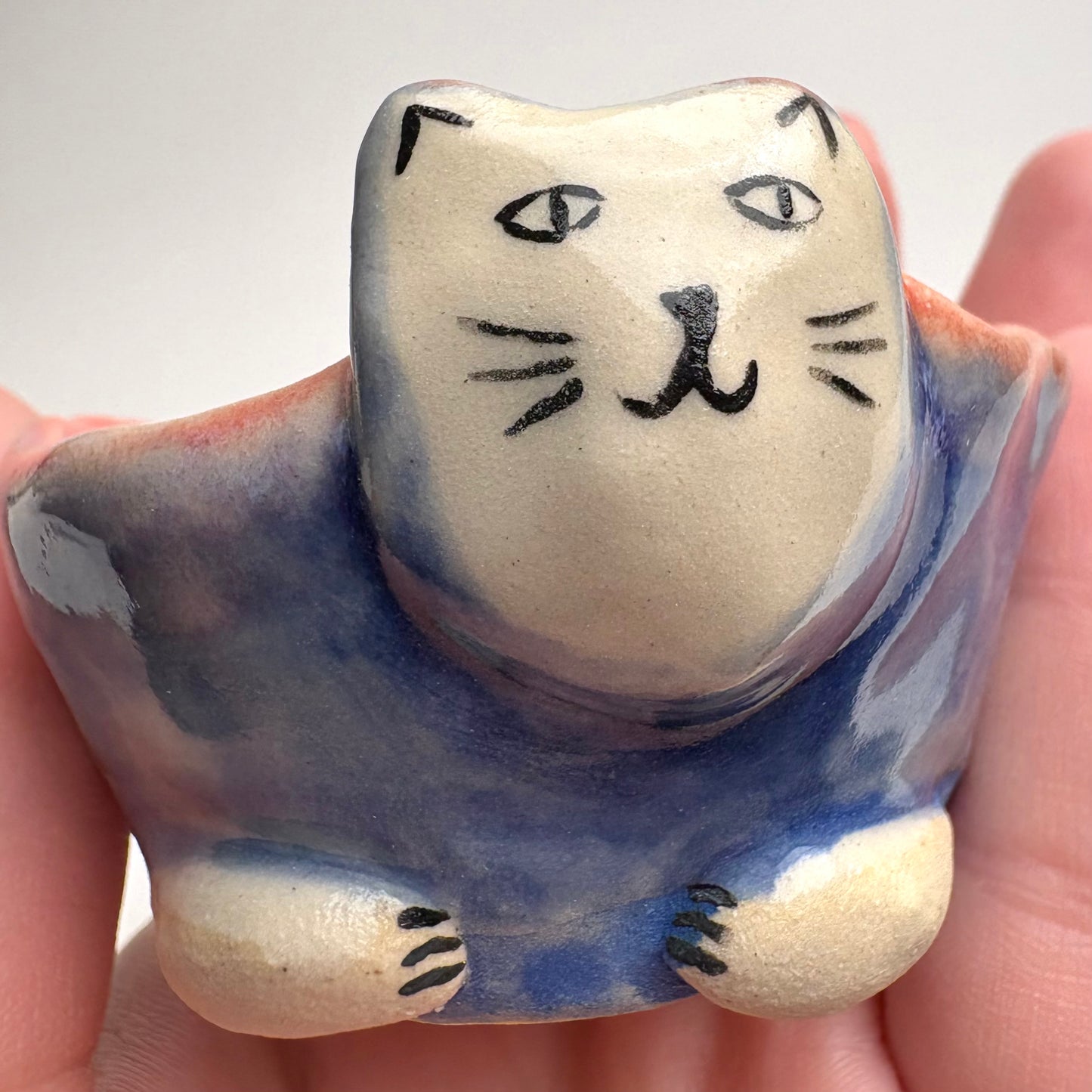 Handmade Cat Dish – Small Ceramic Bowl for Rings, Sauce, Olives, Tiny Snacks – White Clay Cat Pottery Gift