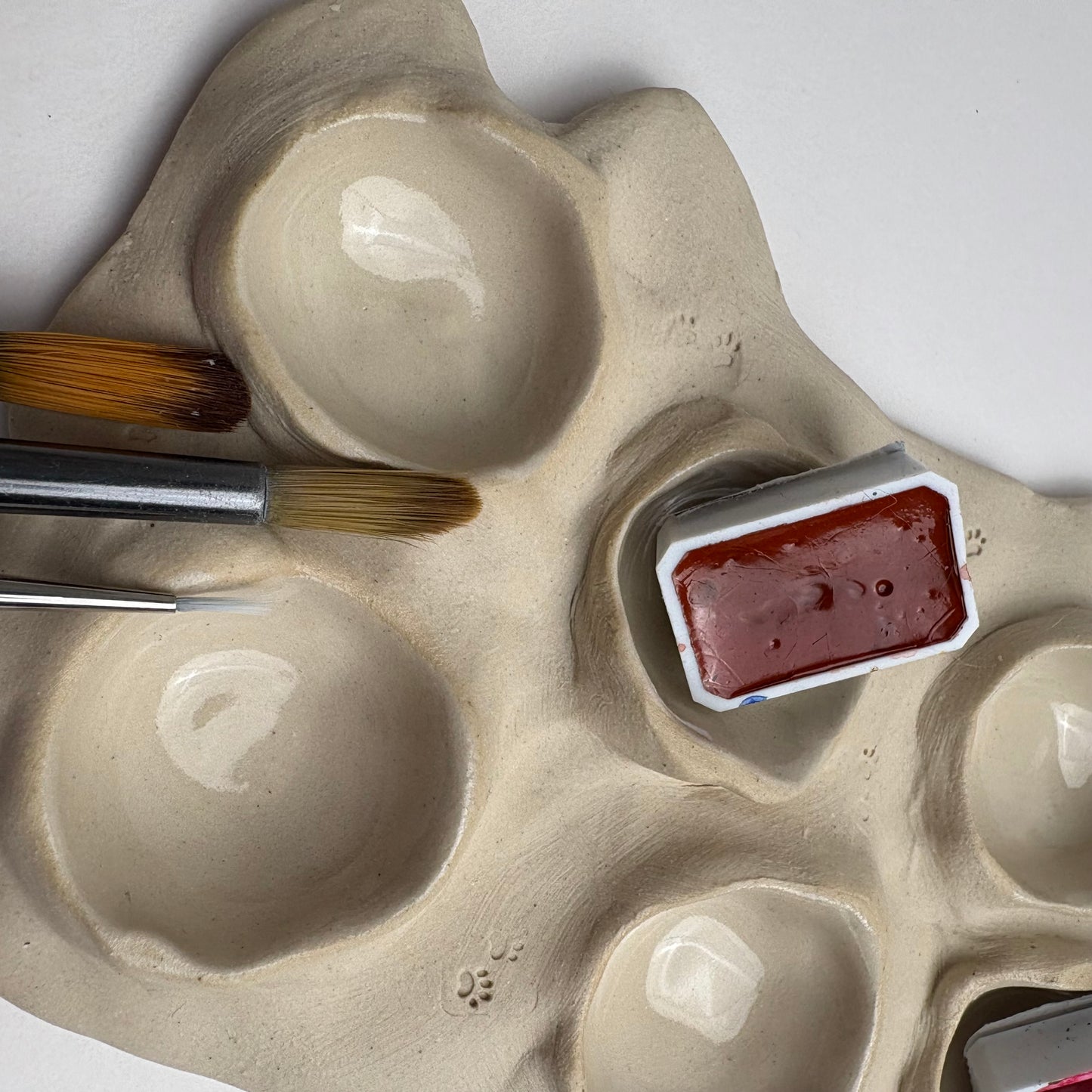 Cat-Shaped Handmade Ceramic Palette for Watercolor & Gouache