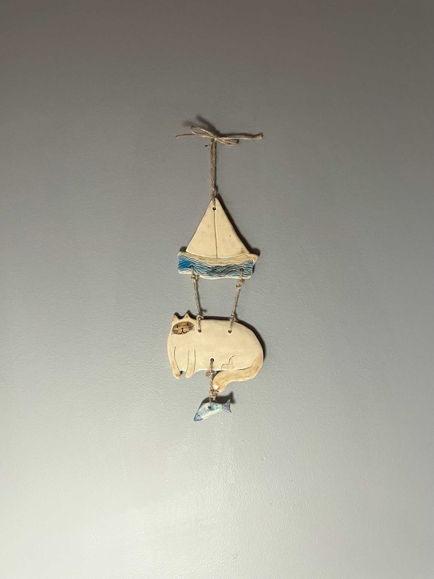 Ceramic cat themed garland: Cat, boat and fish