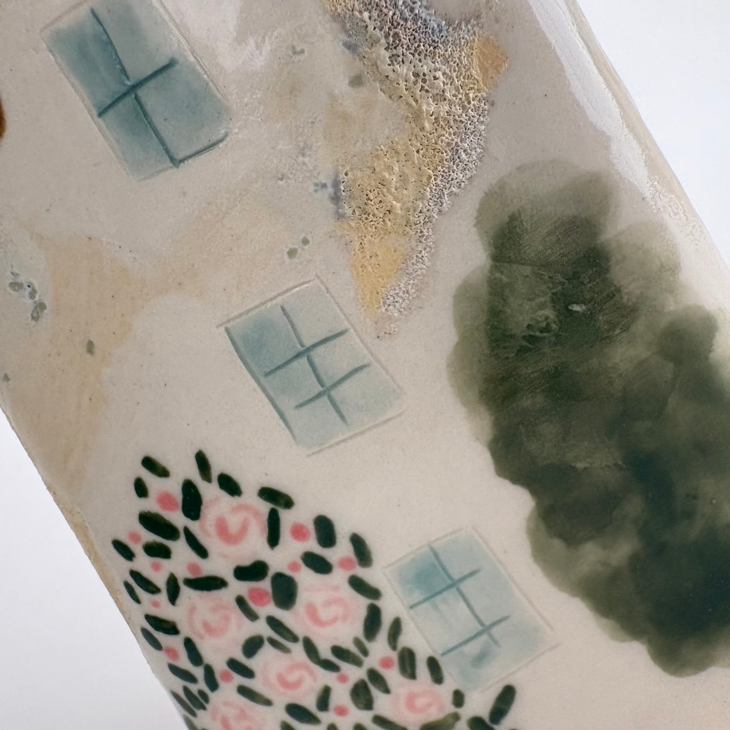 Medium Ceramic House-Shaped Vase with Cat