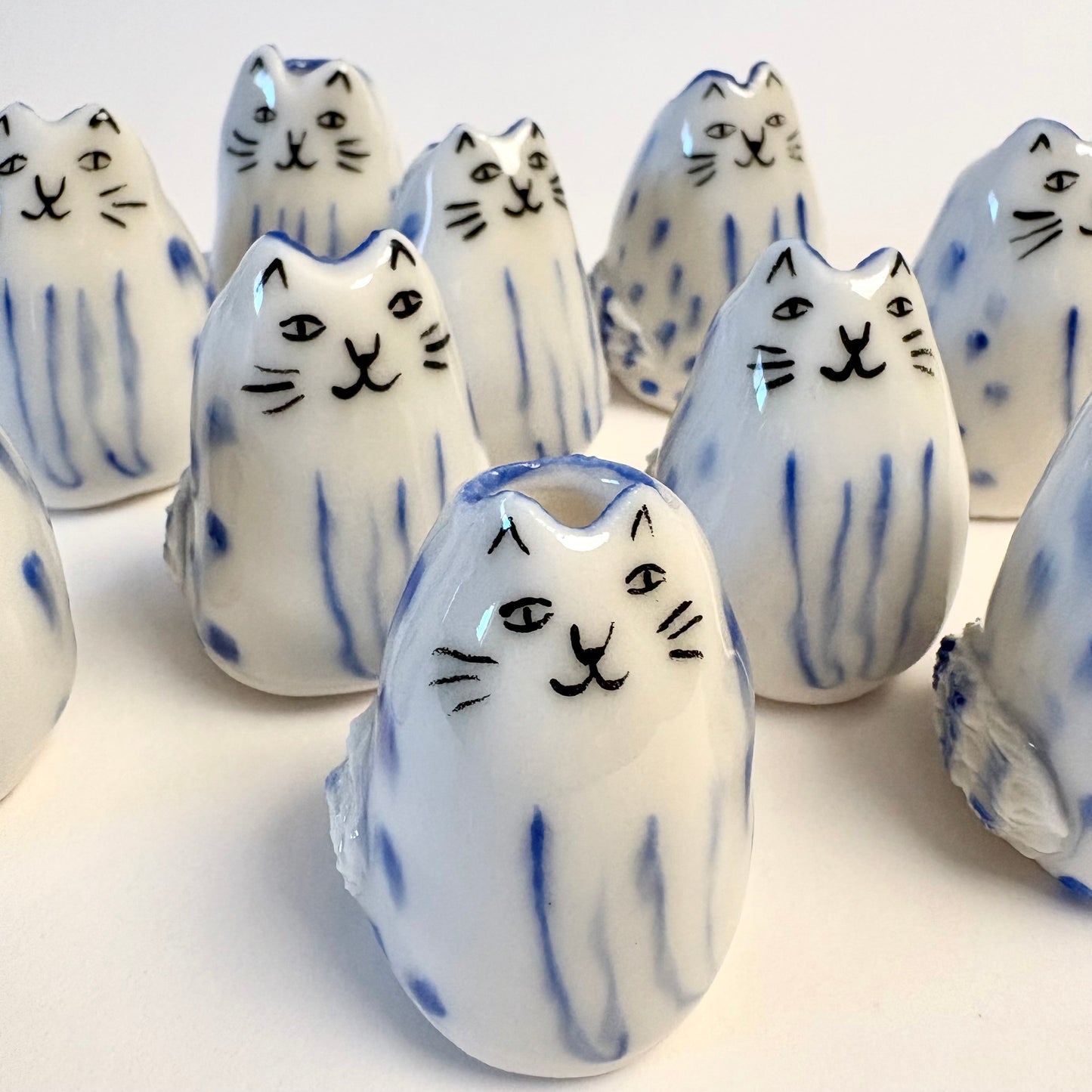 Tiny Blue Leopard Cat Vase – Handcrafted Porcelain Mini Bud Vase