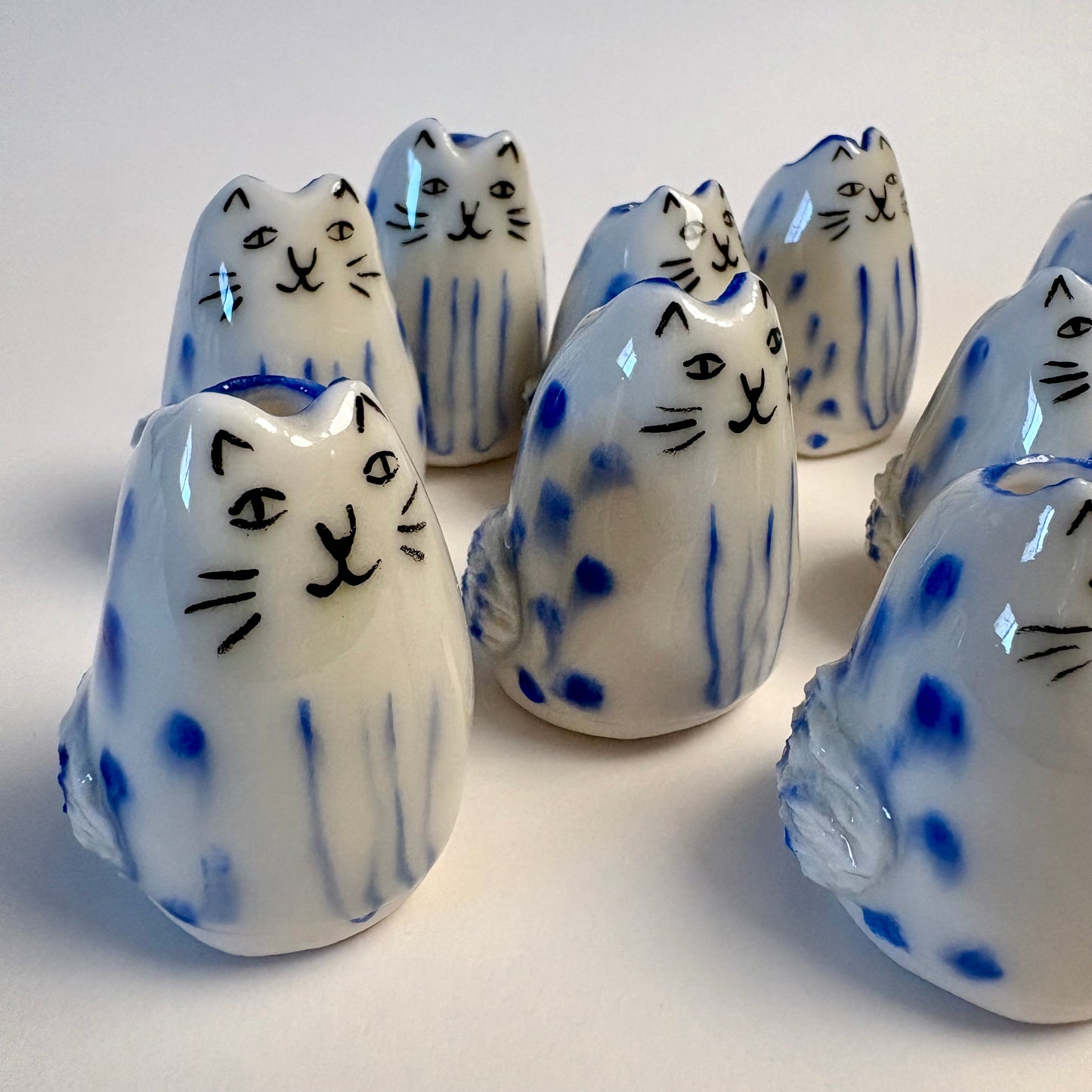 Tiny Blue Leopard Cat Vase – Handcrafted Porcelain Mini Bud Vase