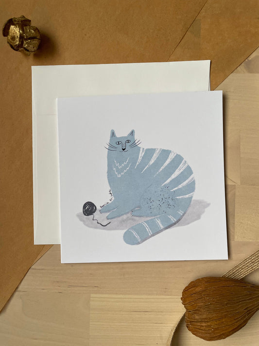 Carte carrée chat bleu avec pelote de laine: Carte de vœux pliante